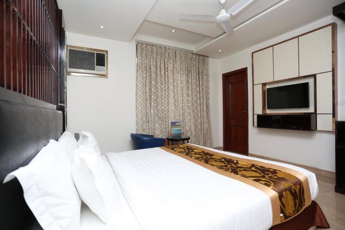 hotel new anand palace