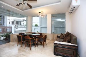 hotel new anand palace