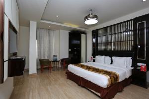 Hotel New Anand Palace,,3 star