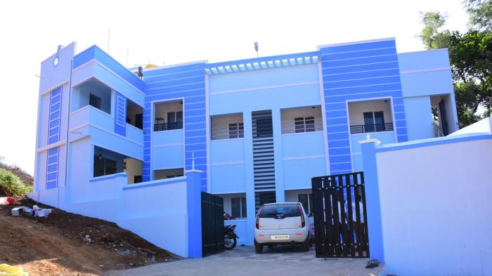 bluebell holiday inn