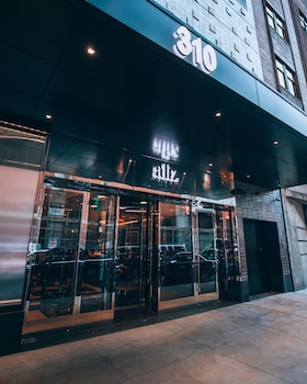 aliz hotel times square