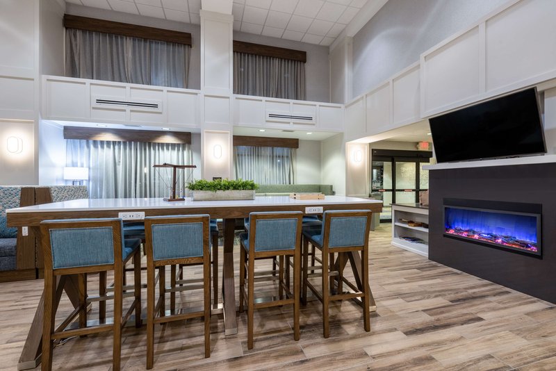 hampton inn and suites casper