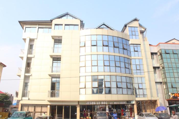 hotel everest rdc