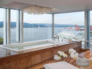 Fairmont Pacific Rim,Grand Boulevard>>Vancouver,5 star