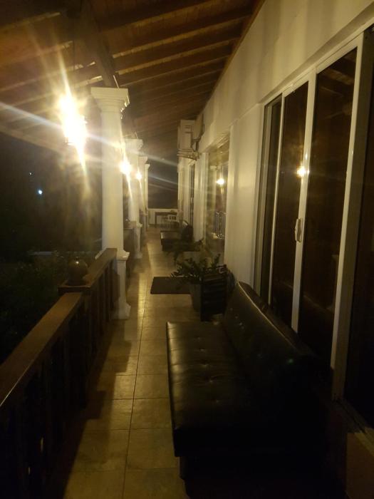 gg lodge mirissa