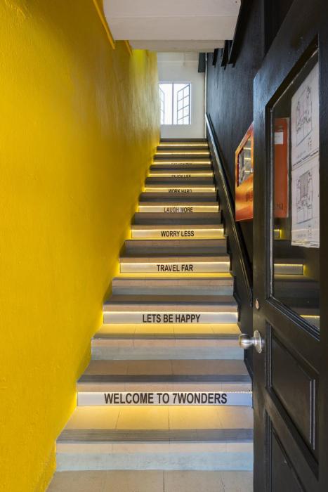 7 wonders hostel at upper dickson