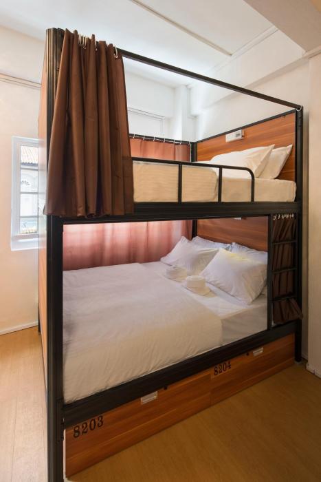 7 wonders hostel at upper dickson
