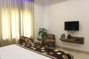 regal hotel and restaurant