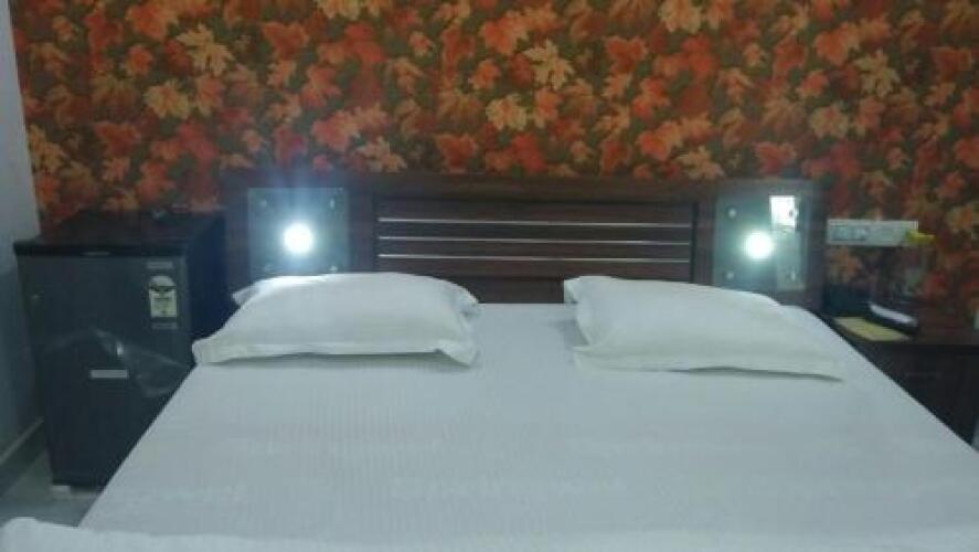 hotel shalimar palace