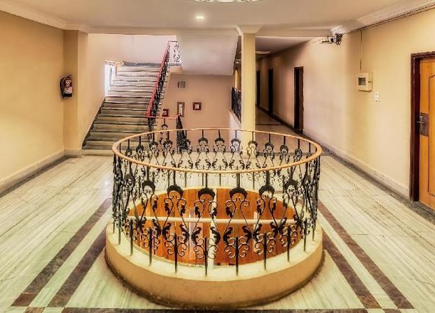 hotel empire gandhidham