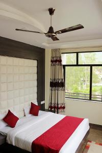 hotel trihari