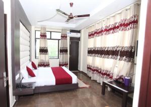 hotel trihari