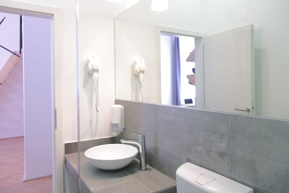 maverick hostel and ensuites