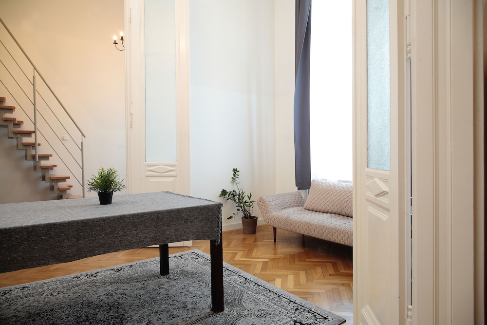 maverick hostel and ensuites