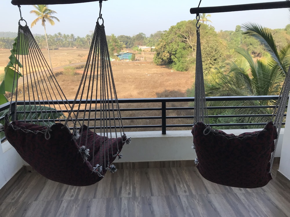 moustache goa cowork hostel