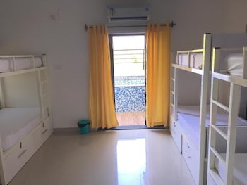 moustache goa cowork hostel