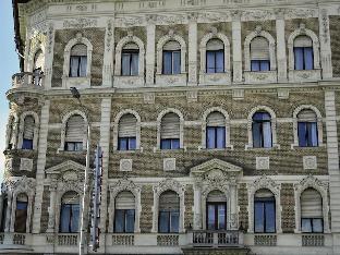 centrooms house