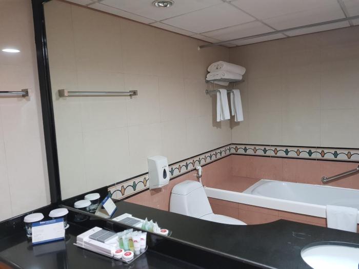 swiss international palace hotel manama