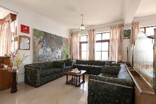 hotel chail residency