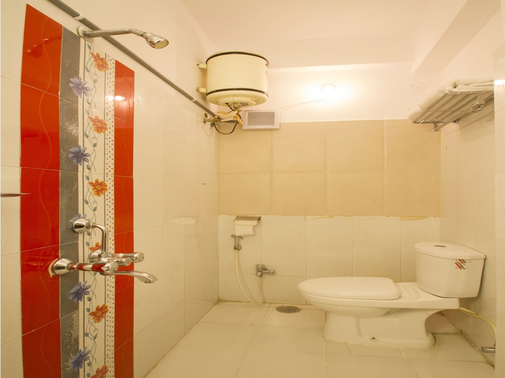 collection o 7601 hotel park heights banjara hills