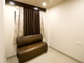 collection o 7601 hotel park heights banjara hills