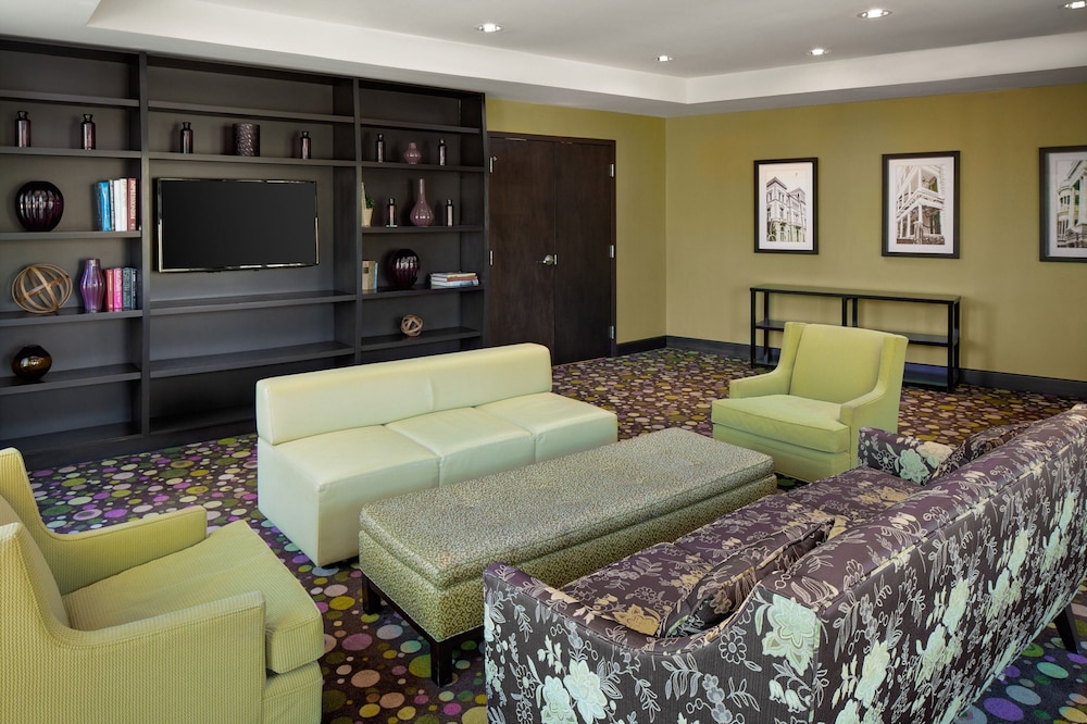 live oak charleston historic district a tribute portfolio hotel