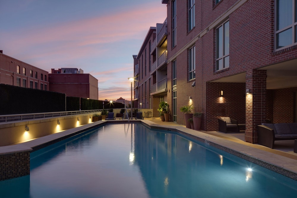 live oak charleston historic district a tribute portfolio hotel