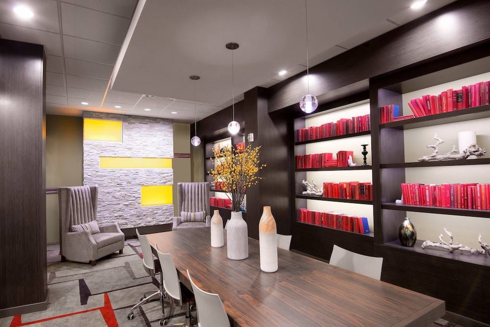fairfield inn and suites by marriott charlotte uptown