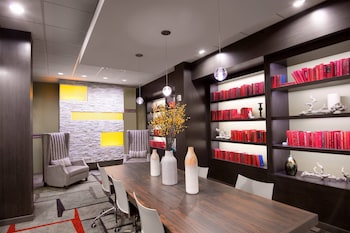 Fairfield Inn & Suites By Marriott Charlotte Uptown,Mecklenburg County>>Charlotte,3 star