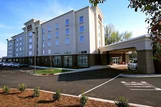 Hampton Inn & Suites Charlotte Airport,Mecklenburg County>>Charlotte,3 star