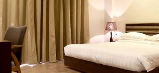 kings cliff hotel