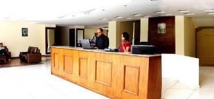 kings cliff hotel