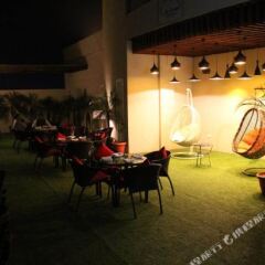 kings cliff hotel