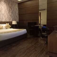 kings cliff hotel