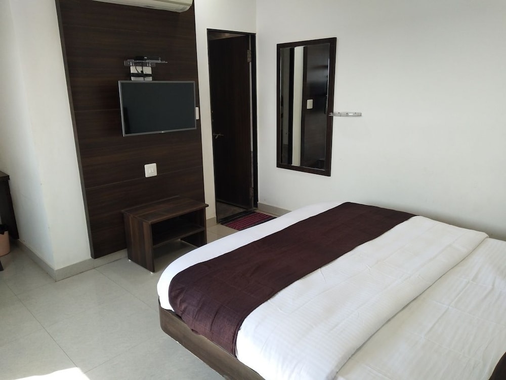 hotel shree vallabh