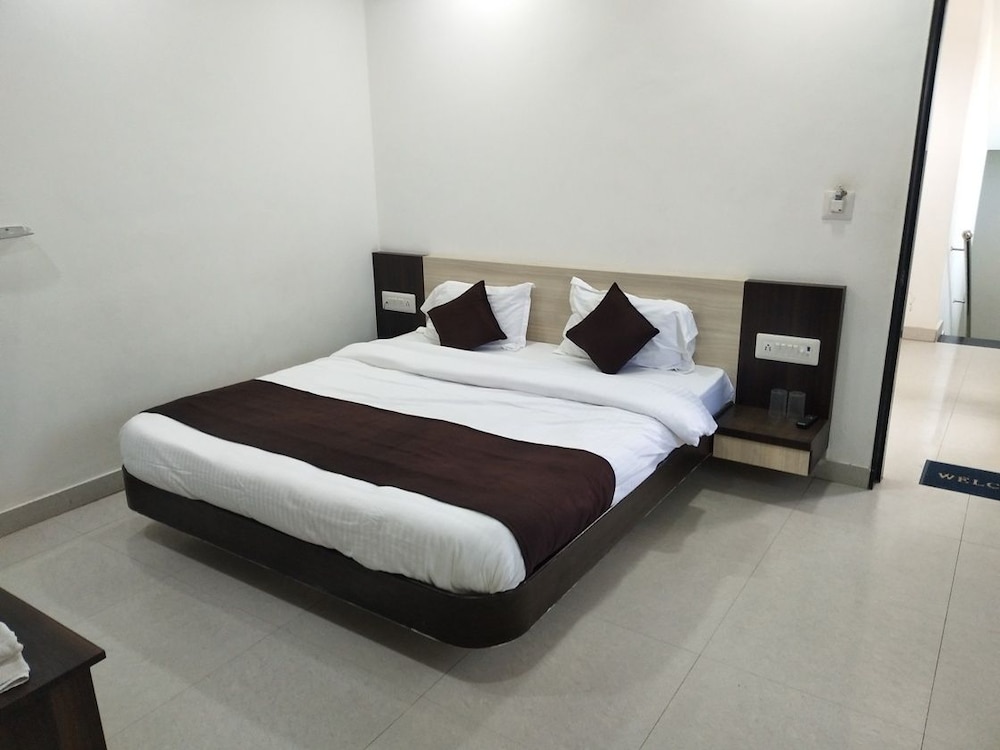 hotel shree vallabh