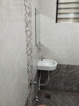 hotel shree vallabh