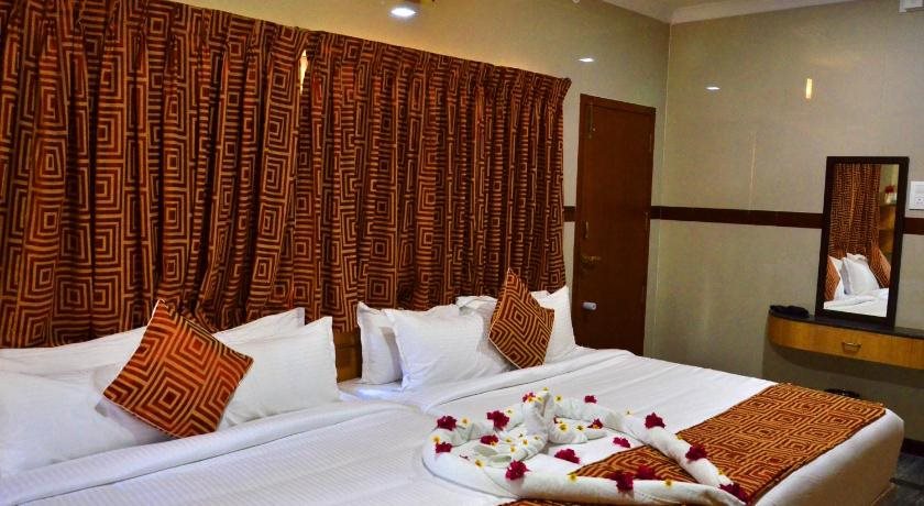 hotel gvs residency