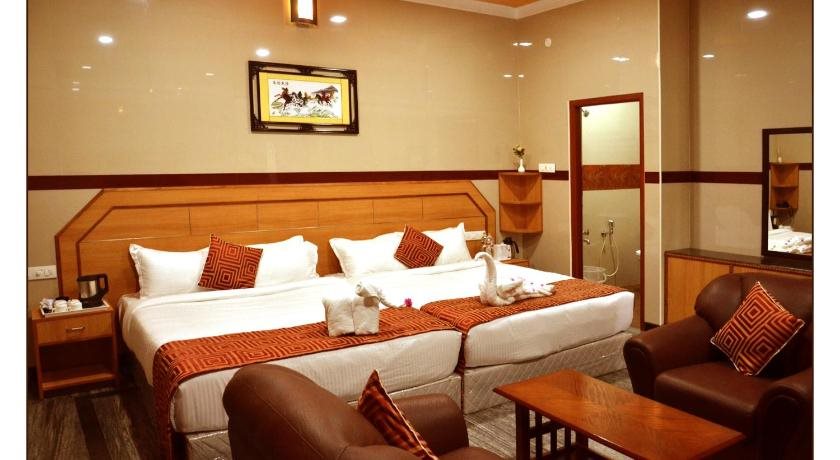 hotel gvs residency
