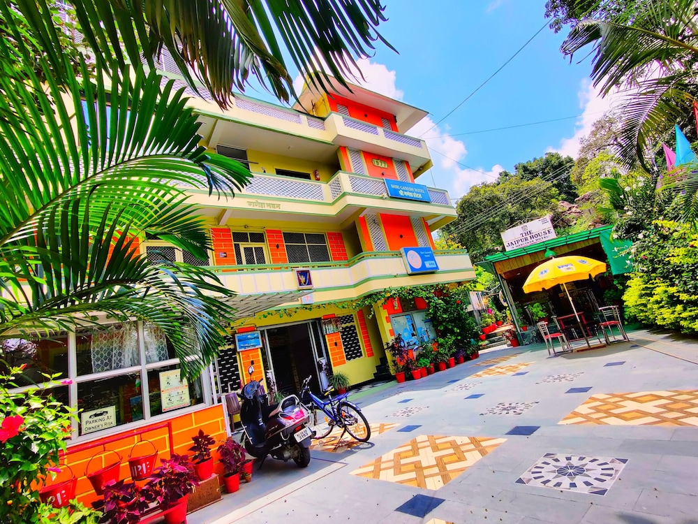 shri ganesh hotel