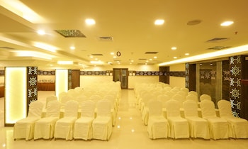 Srr Grand,Kanchipuram>>Chennai,3 star