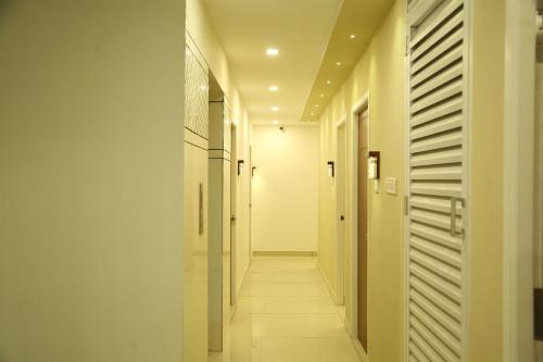 4U Business Hotel,Pudupakkam>>Chennai,3 star