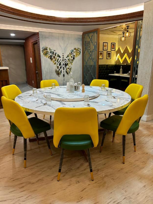 hotel gomti nandan palace