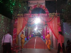 Nature Resort,Belanganj>>Agra,3 star