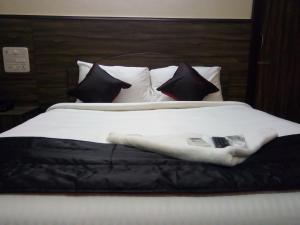 season 4 residences nungambakkam us consulandapollo