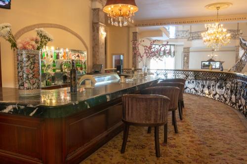 paradise inn beach resort maamoura