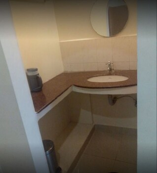 krishna tourist home