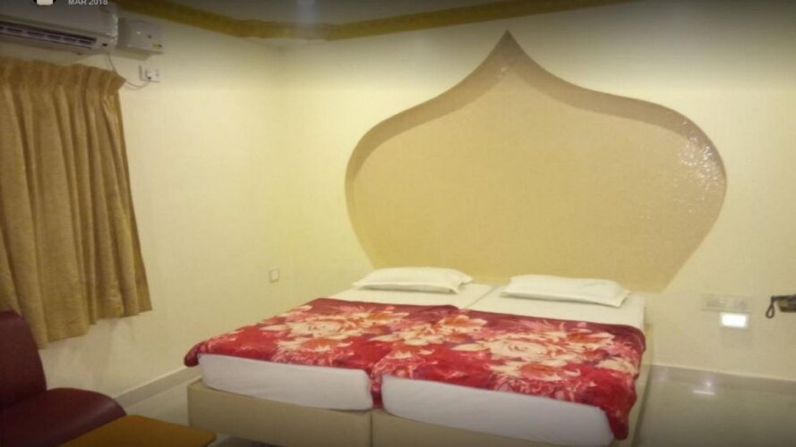 krishna tourist home