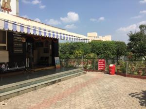 sarang lodging and boarding