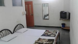 sarang lodging and boarding